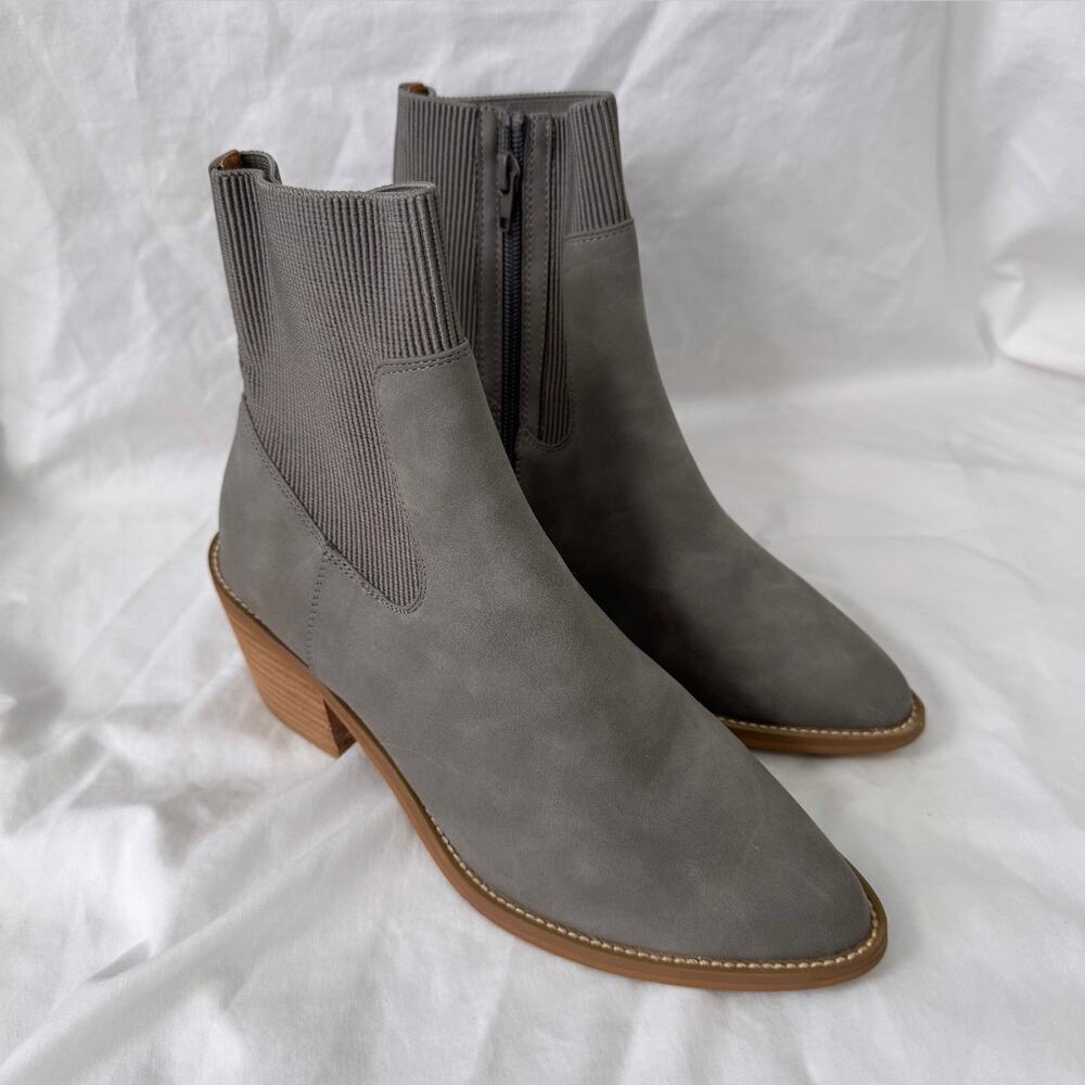 Dolce Vida Gray Pointed Toe Chelsea Booties Size 8.5
